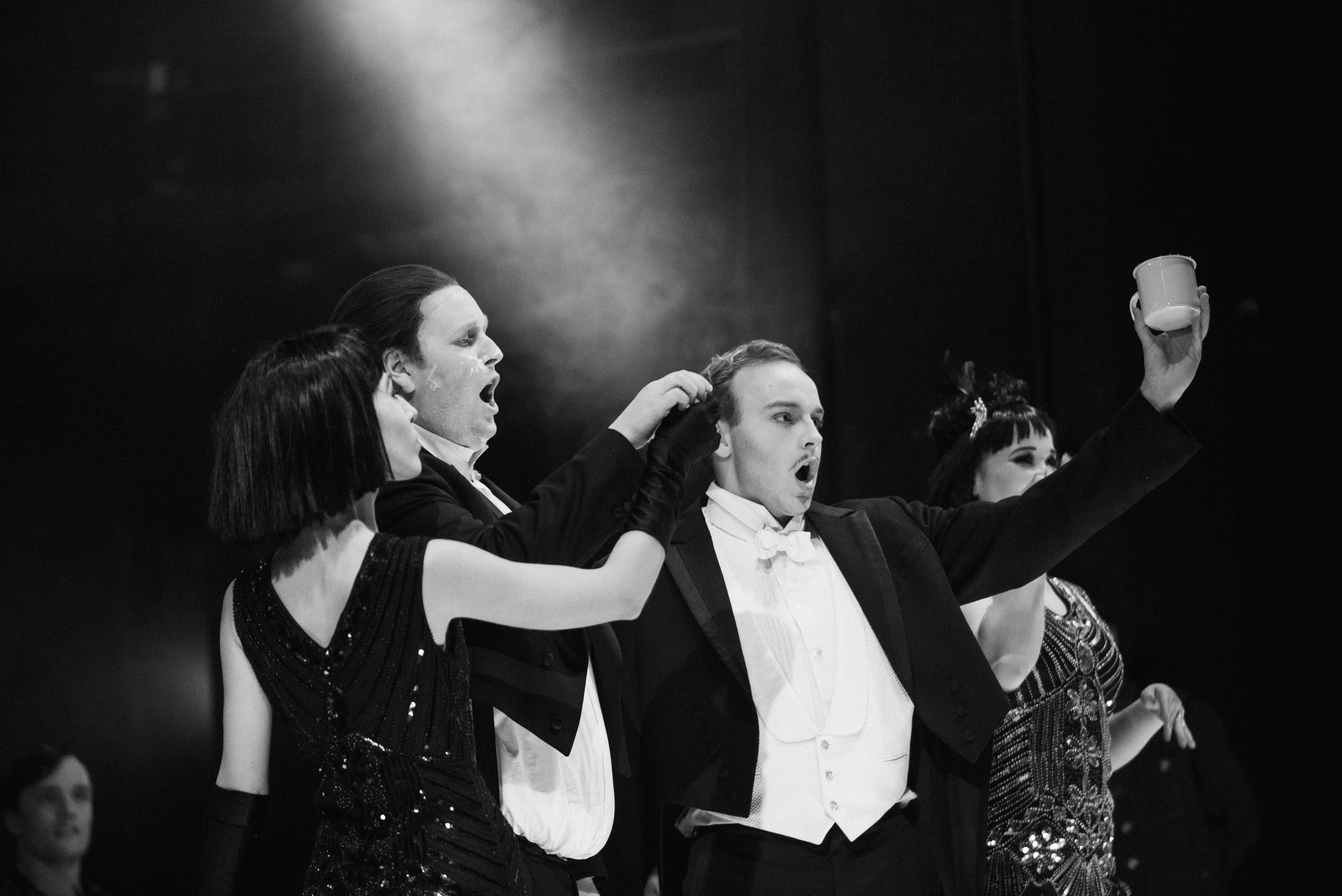 Fledermaus Scene 3